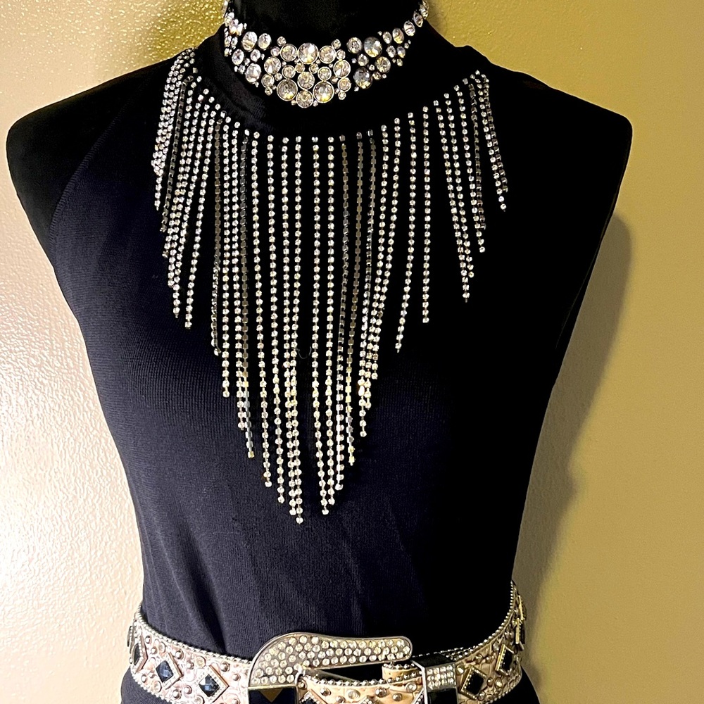 Women’s sleeveless shirt